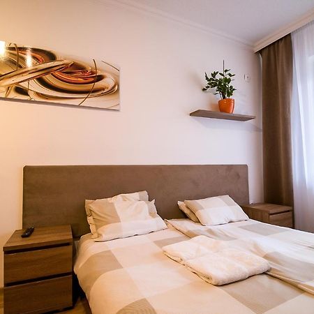 Thermal Next II Weninger Apartman Kiskunhalas Exterior photo